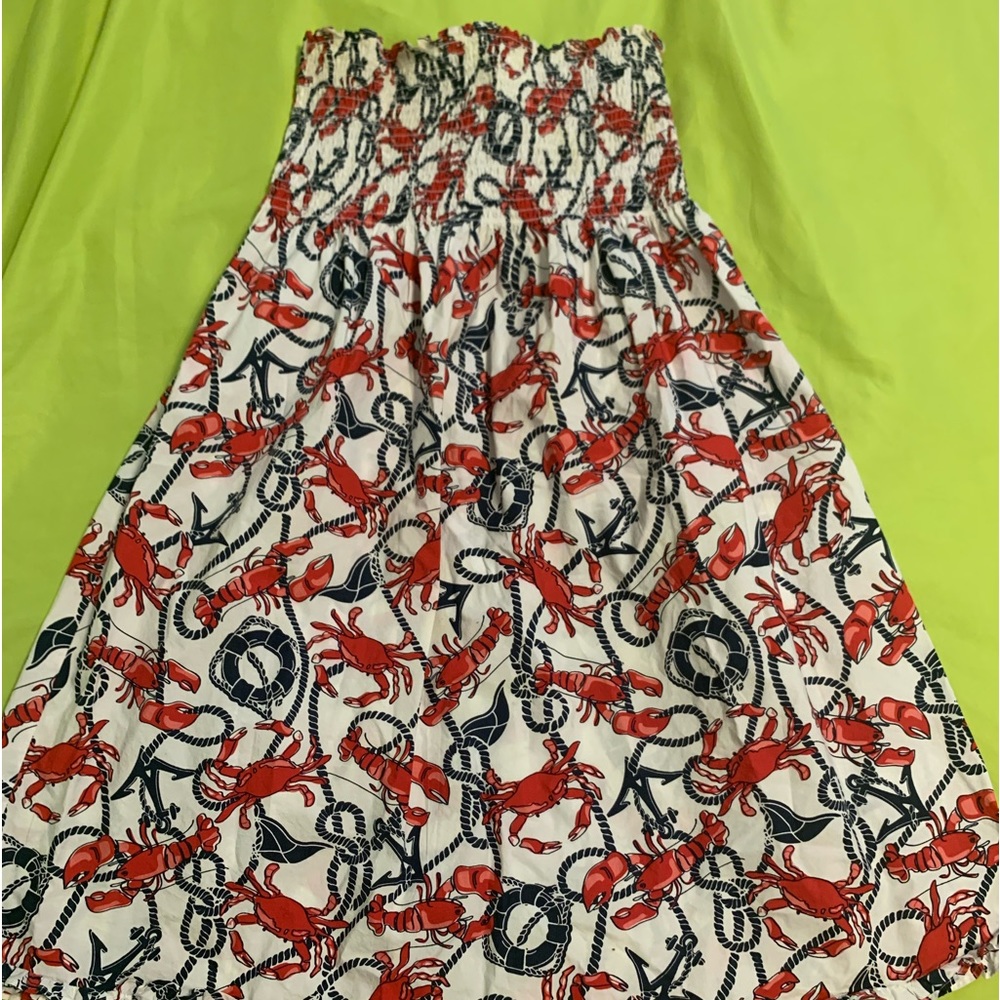 Vineyard Vines elastic top strapless dress.